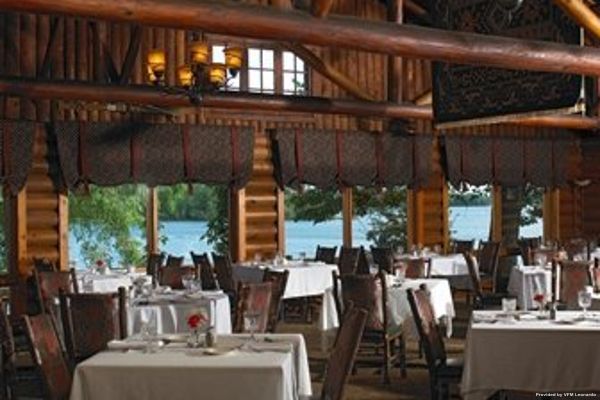 Ruttgers Bay Lake Lodge (Deerwood)